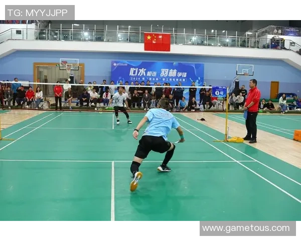 北京羽毛球队比赛经验引发热议争议背后的训练与策略分析 北京羽毛球队比赛经验引发热议争议背后的训练与策略分析